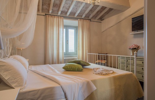 Giugnano Bed & Breakfast | Discover B&B La Dispensa: Guest Rated 9.6 with Breakfast
