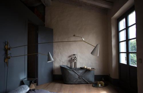 Sarzana Bed & Breakfast | Cozy B&B La Fustaia: Pet-Friendly with Oceanfront Views