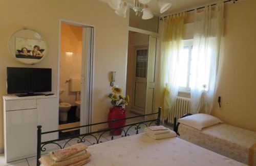 Poggiardo Bed & Breakfast | Pet-Friendly Oceanfront B&B La Gioconda with Breakfast