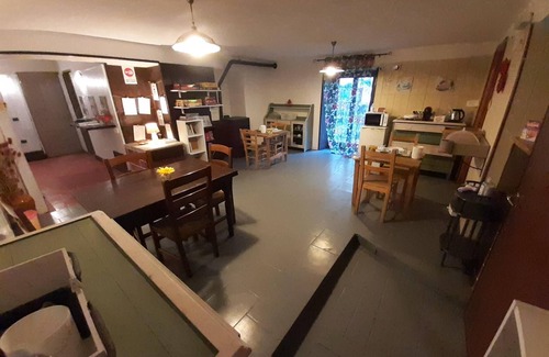 Castel Giorgio Bed & Breakfast | Relaxing Retreat at B&B La Grotta with Spa and Dining