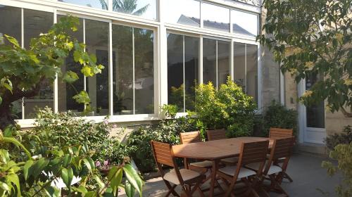Bordeaux Sud Bed & Breakfast | Discover B&B La Halte Montaigne - Rated 9.3/10 Stay!