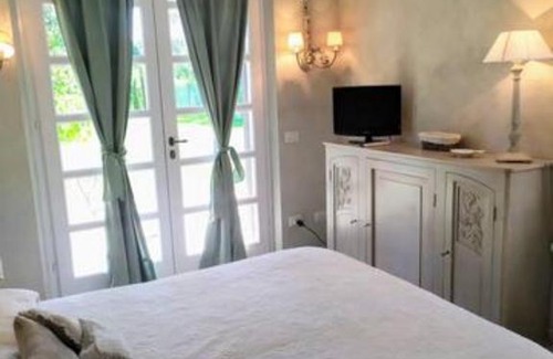 Marina di Pietrasanta Bed & Breakfast | Discover Comfort at B&B La Limonaia with Accessibility Options