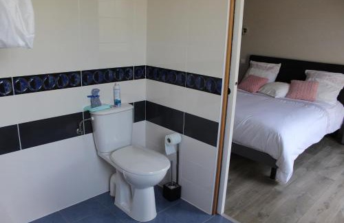 Saint-Georges-du-Bois Bed & Breakfast | Discover B&B La Lyre: Rated 9.4 with Family-Friendly Dining
