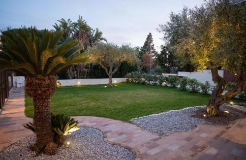 Milazzo Bed & Breakfast | Oceanfront B&B La Manica - Guest Rated 9.7/10