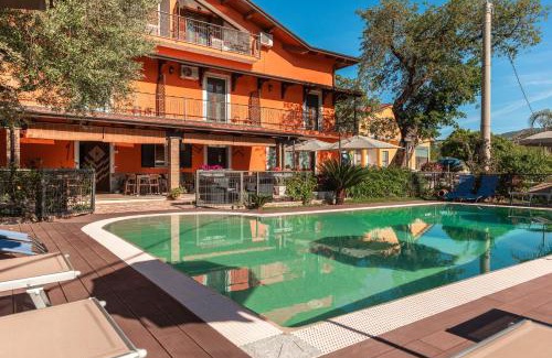 Roccadaspide Bed & Breakfast | Exceptional B&B La Mortella with Oceanfront Views