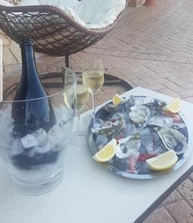 Monte San Biagio Bed & Breakfast | Relax at B&B La Noce: Ocean Views & Child-Friendly Comfort