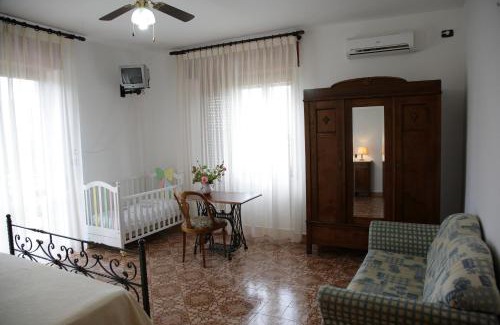 Capaccio-Paestum Bed & Breakfast | Charming B&B La Porta Del Cilento with Delicious Breakfast