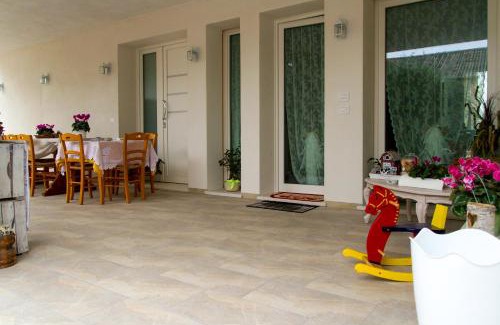 Ponzano Veneto Bed & Breakfast | Exceptional B&B La Rinascita: Family-Friendly with Kitchen