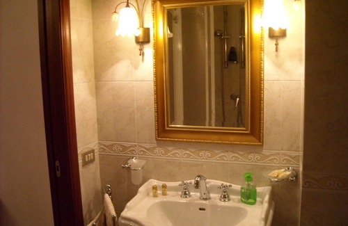 Castro Marina Bed & Breakfast | Guest Rated: B&B La Rosa Antica with Breakfast & Family Perks