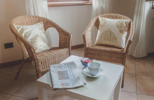 Valeggio sul Mincio Bed & Breakfast | Guest Rated: 10/10 B&B La Tamerice with Kitchen & Breakfast