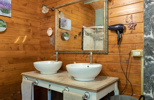 Murazzano Bed & Breakfast | Relax at B&B La Tana dello Scoiattolo - Adults Only Retreat