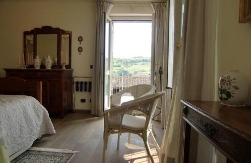 Alliere Bed & Breakfast | Pet-Friendly Retreat at B&B La Vigna di Tina - 9/10 Rated