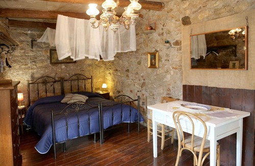 Brienza Bed & Breakfast | Cozy B&B LA VOCE DEL FIUME with Delicious Breakfast