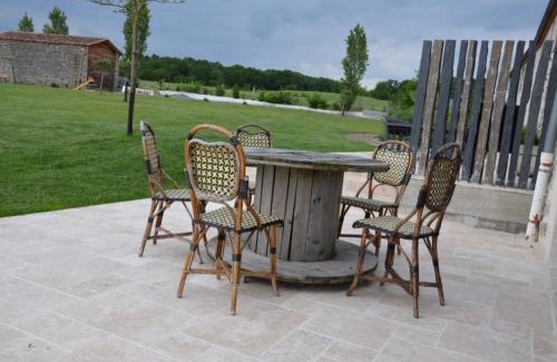 Mortagne-sur-Sevre House | Exceptional Oceanfront B&B Le Bordage - Pool & Breakfast