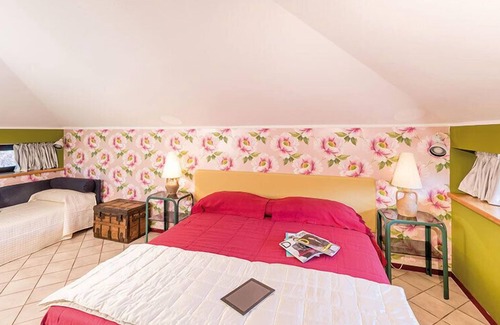 Cureggio Bed & Breakfast | Discover B&B Le Carrozze: Family-Friendly with Pool & Breakfast