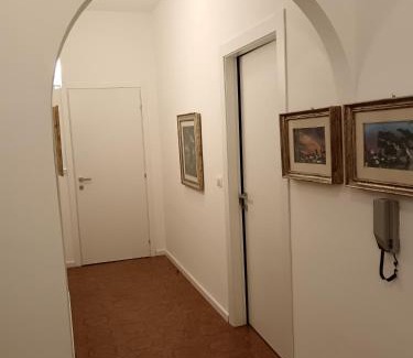 Aragona Bed & Breakfast | Top-Rated B&B Le Coccole di Galluzzo with Family & Pet Care