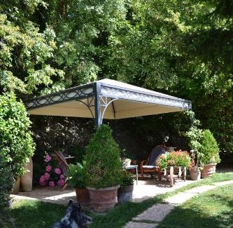 Fumane Bed & Breakfast | Experience Comfort at B&B Le Corone - 4 Star Stay