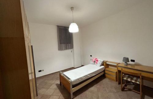 Grottaminarda Bed & Breakfast | Relax at B & B Le due noci with Hot Tub & Family-Friendly Vibe