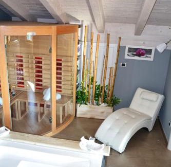 Grottaminarda Bed & Breakfast | Relax at B & B Le due noci with Hot Tub & Family-Friendly Vibe