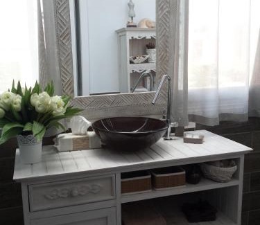 Zona XXX Castel Fusano Bed & Breakfast | Oceanfront B&B Le Lanterne: Guest Rated 9.5/10