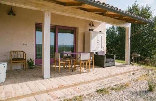 Terre Roveresche Bed & Breakfast | Family-Friendly B&B Le Tamerici with Kitchen Access