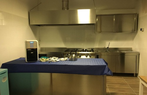 Castel Frentano Bed & Breakfast | Cozy B&B Le Tre Chiavi: Family-Friendly with Breakfast Included