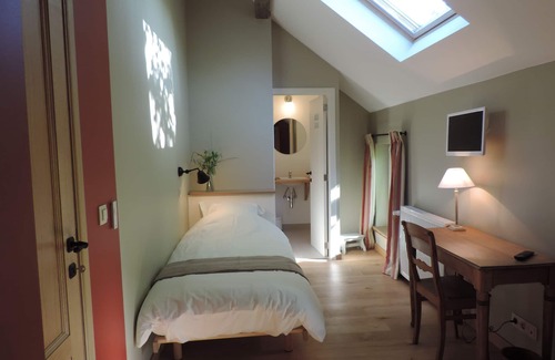 Chaumont-Gistoux Bed & Breakfast | Relaxing Stay at B&B Le Valangré with Spa & Breakfast