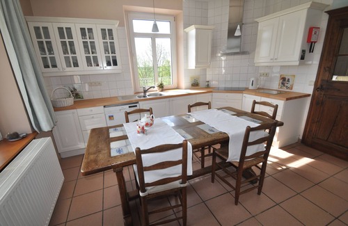 Louftemont House | Guest Rated: B&B Le Verger du Pierroy with Kitchen & Breakfast