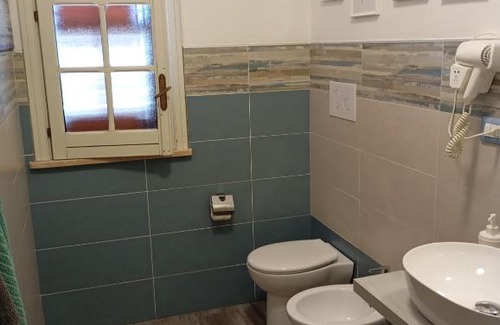Caltanissetta Bed & Breakfast | Enchanting B&B Le Zagare: Family-Friendly with Hot Tub