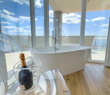 Magazzeno Bed & Breakfast | B&B Lilibeth Luxury Suites - Marina D'Arechi