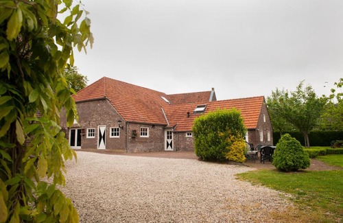 Gejsteren Bed & Breakfast | Top-Rated B&B Lindenhof Geijsteren: Pet Friendly & Family Fun