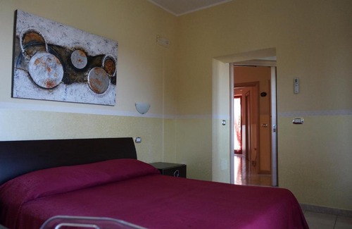 Civita Bed & Breakfast | Exceptional Stay at B&B Lo Sparviero - Pet Friendly Retreat