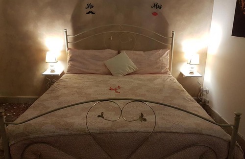 Cibali Bed & Breakfast | Pet-Friendly B&B Lo Stadio: Breakfast and Kitchen Included