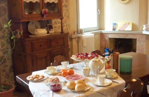 Clibbio Bed & Breakfast | Child-Friendly Retreat at B&B Locus Amoenus, Rated 9.5/10