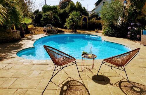 Pommeret Bed & Breakfast | Oceanfront Bliss at B&B Lou Mas with Pool & Breakfast