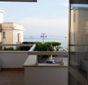 Diamante Bed & Breakfast | Pet-Friendly B&B Lungomare Diamante: A Family Retreat