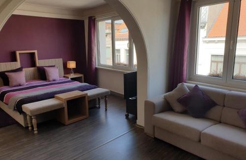 Antwerp Bed & Breakfast | Elegant B&B Luxe Suites: Top-Rated Stay with Pool & Breakfast
