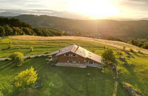 San Benedetto Val di Sambro Bed & Breakfast | Oceanfront B&B Mappamundi: Guest Rated 9.6 with Spa