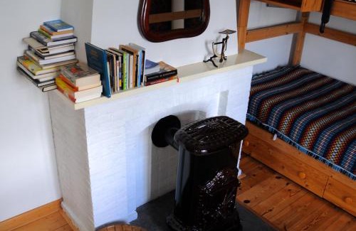 Poppel House | Experience B&B Maarle: Pet-Friendly with Ocean Views