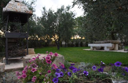 Faggiano Bed & Breakfast | Discover B&B MadaM: Top-Rated Stay with Pool & Breakfast