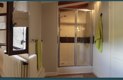 Savignac-de-Duras Bed & Breakfast | Experience the Best at B&B Maison à votre Santé, Bordeaux