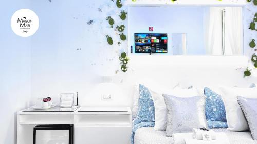 Mergellina Bed & Breakfast | Stylish B&B Maison Mari: Rated 9.1 with Family-Friendly Perks