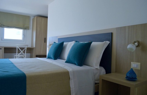 Porto Cesareo Bed & Breakfast | Cozy B&B MarAlè: Family-Friendly with Breakfast Included