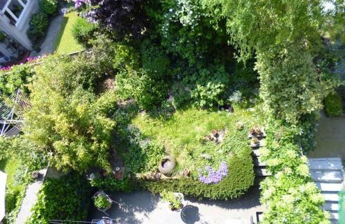 Liege Bed & Breakfast | Discover B&B Matin Tranquille: 9/10 Rated Comfort & Care