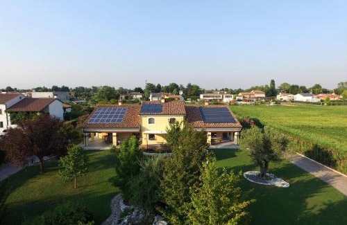 Rubano Bed & Breakfast | Top-Rated B&B Melograno MC: Family-Friendly Retreat