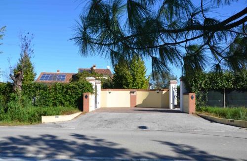 Rubano Bed & Breakfast | Top-Rated B&B Melograno MC: Family-Friendly Retreat
