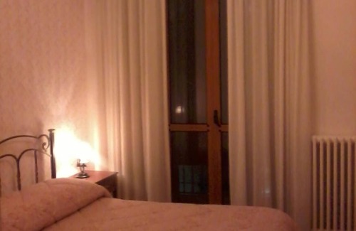 Monte Sant'Angelo House | Cozy B&B Michael: Highly Rated with Family-Friendly Amenities