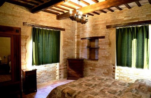 Urbisaglia Bed & Breakfast | Pet-Friendly Getaway at B&B Mik e Ramo - Rated 9/10