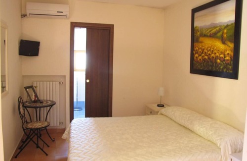 Salerno Bed & Breakfast | Comfortable Stay at B&B Moscani with Breakfast Included