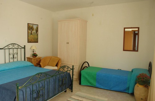 Ortelle Bed & Breakfast | Idyllic B & B in Tranquil Countryside with Ocean View